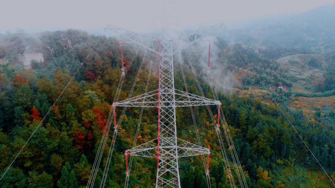 【成蜀視界】無人機在電力工程中的應用
