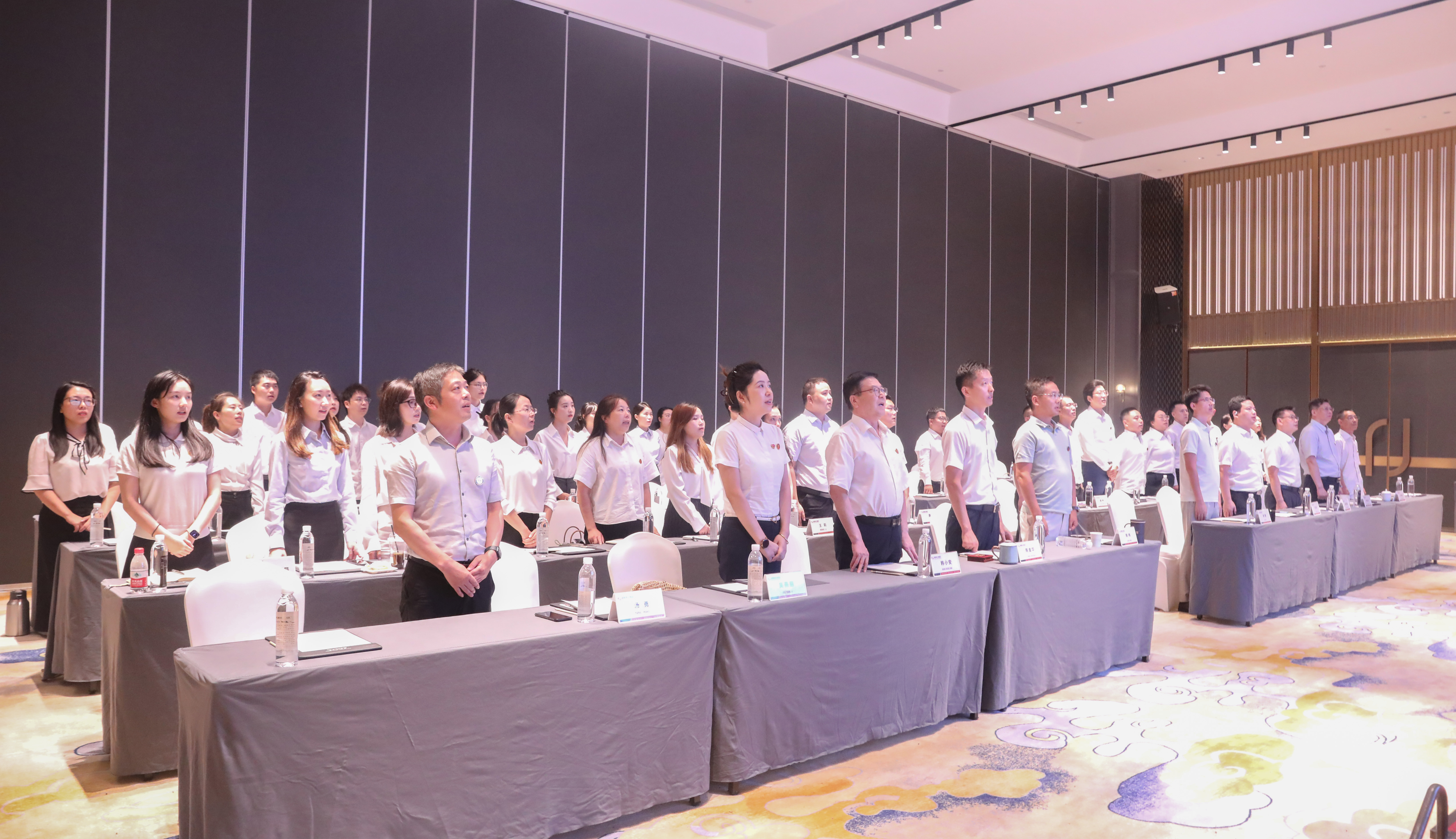 成蜀電力集團(tuán)干部二期結(jié)營暨干部三期開班儀式圓滿舉行